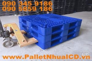 Pallet nhựa kê kho IPS111115M loại 2